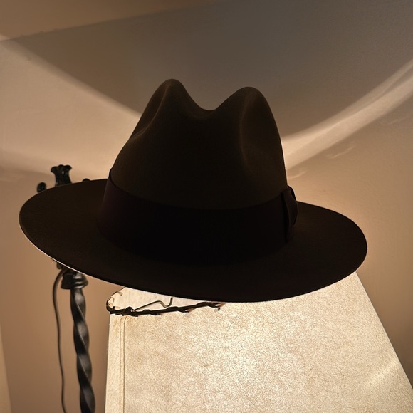 Hat - Picture 6 of 9